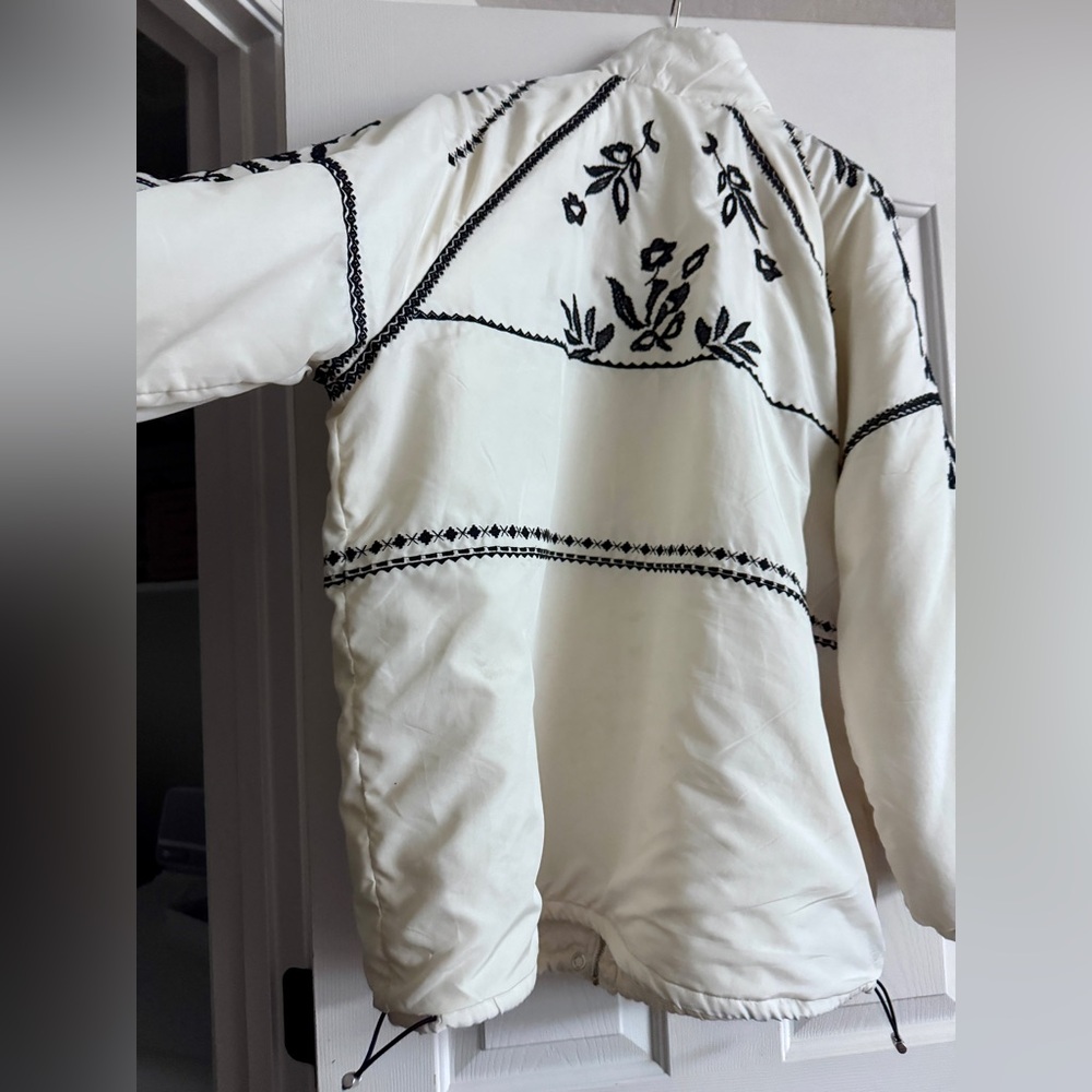 Anthropologie Embroidered Puffer Coat ivory and black jacket oversized XL - Picture 9 of 12